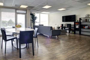 Hodge on 7th Club Room