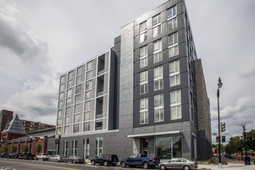 Hodge on 7th apartments building exterior